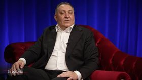 Vali Vijelie, mărturisiri despre părinții săi. Cum a decurs ultima întâlnire dintre cântăreț și tatăl lui: „Pe mama o respectam și o iubeam, dar când spunea tata ceva, era lege”